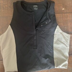 YPB cropped V neck sport top